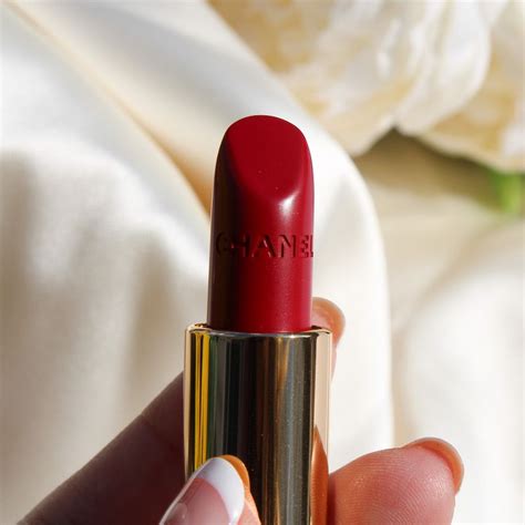 ingredients in chanel rouge lipstick|Reviewed: Chanel's Rouge Allure Is a Standout Red Lipstick.